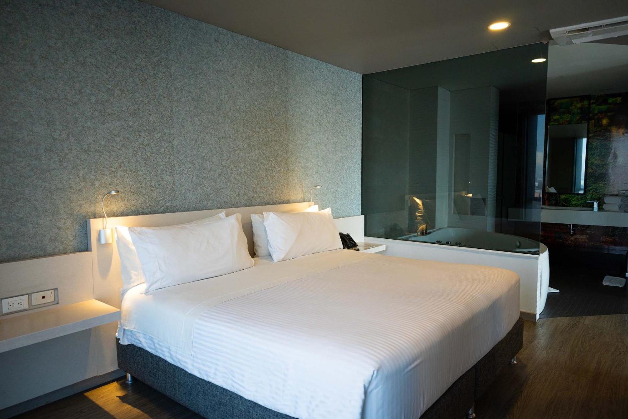 Hotel Black Tower Premium Bogota Ngoại thất bức ảnh